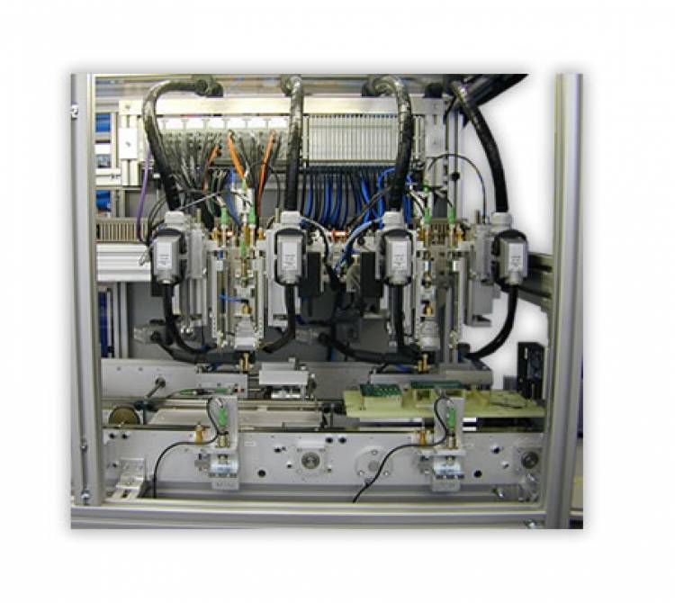 Hot Bar Soldering Inline design system with 3 working stations